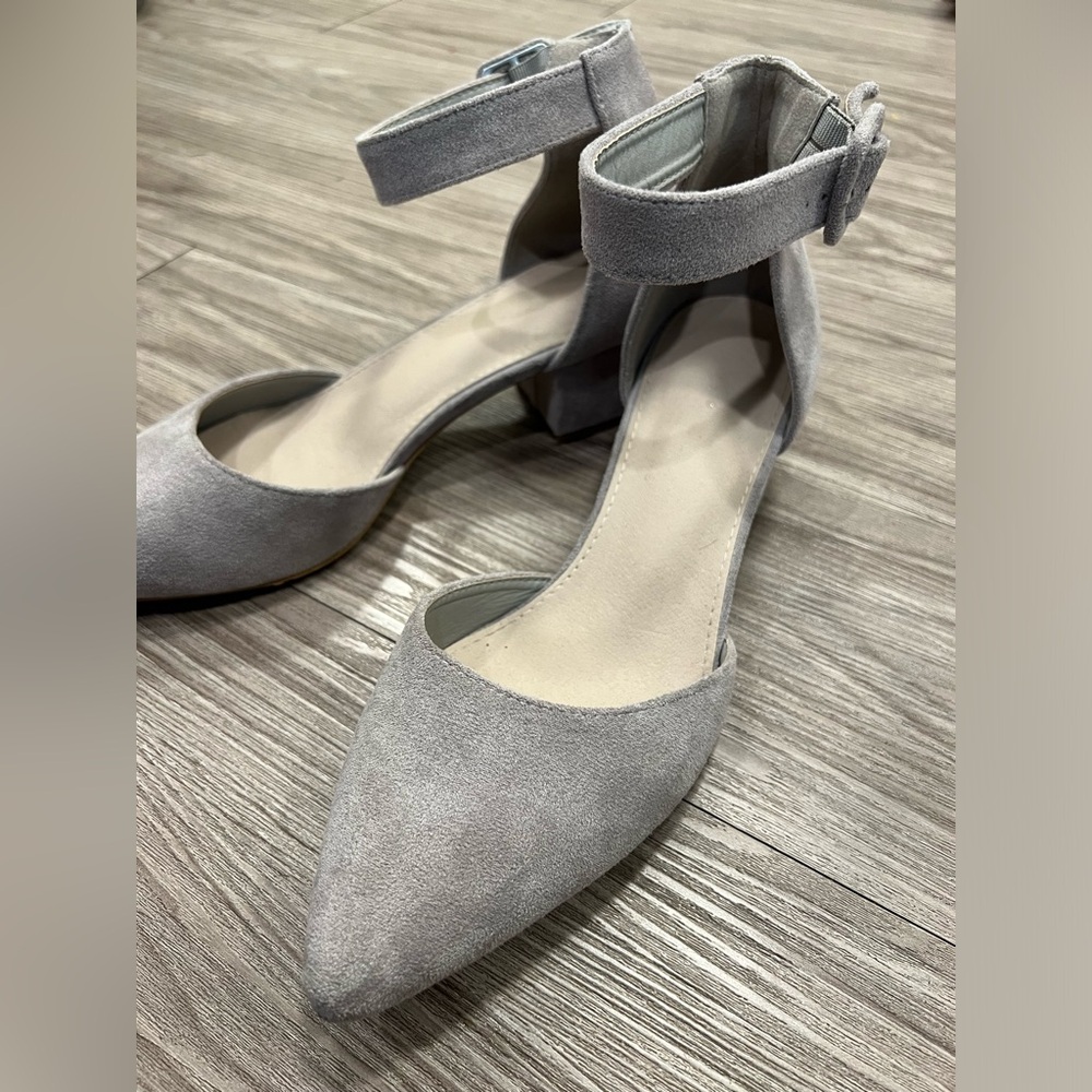 Elegant Gray Women's Ankle Strap Chunky Heels